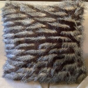 Safavieh Faux Pheasant Fur Accent Pillow in Brown and Gray (Large)